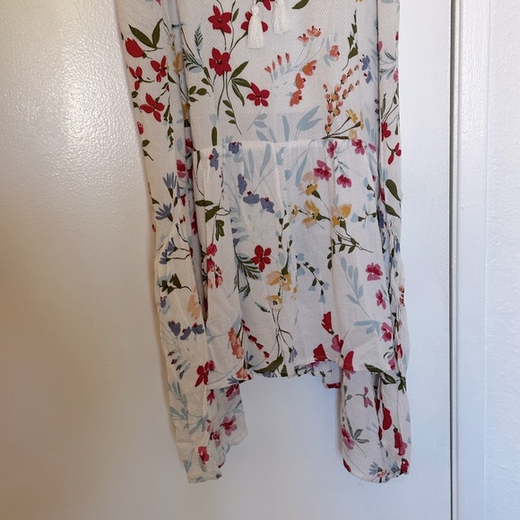 Love Stitch white Floral Flowy dress garden party summer picnic - Picture 5 of 8